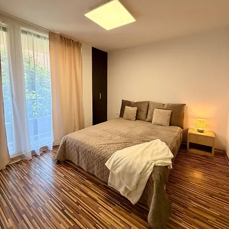 Air-conditioned In The Historical Center Of